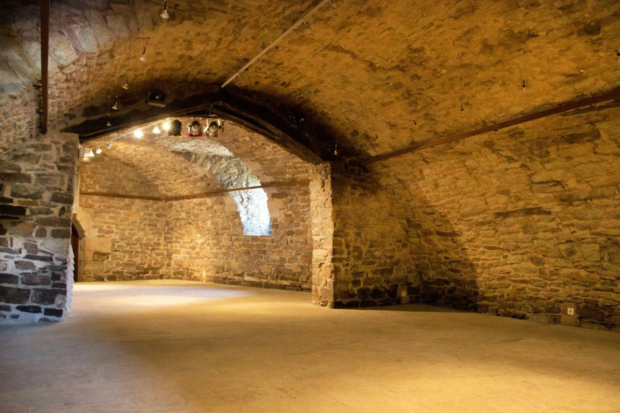 Chateau De Latour Sur Sorgue Marnhagues-et-Latour 외부 사진
